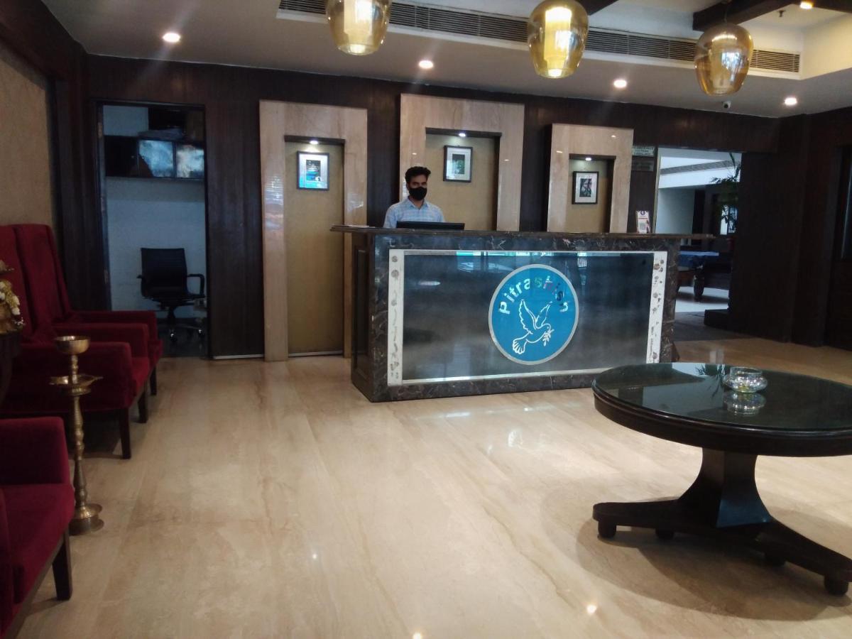 Hotel Pitrashish Pride Igi Intl Airport Delhi Exteriör bild
